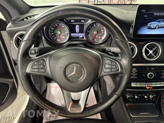 2019 Mercedes-Benz CLA 250 4MATIC - miniatura 13