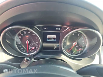 2019 Mercedes-Benz CLA 250 4MATIC - miniatura 12