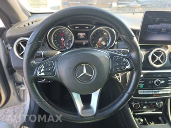2019 Mercedes-Benz CLA 250 – miniatura 10