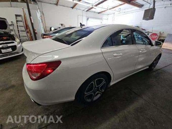 2019 Mercedes-Benz CLA 250 – miniatura 3