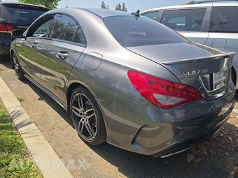2019 Mercedes-Benz CLA 250 – miniatura 2