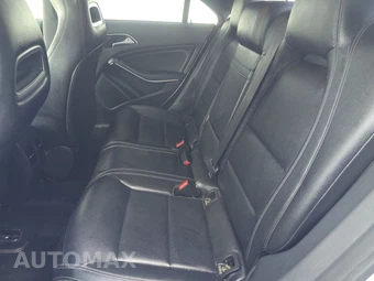 2019 Mercedes-Benz CLA 250 – miniatura 13