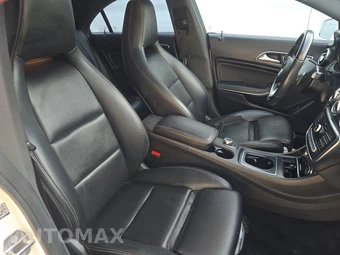 2019 Mercedes-Benz CLA 250 – miniatura 8