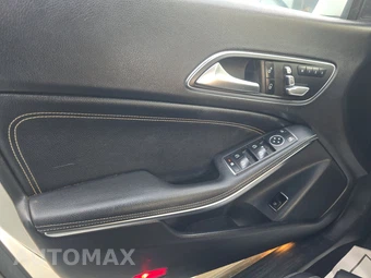 2019 Mercedes-Benz CLA 250 – miniatura 9