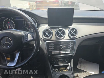 2019 Mercedes-Benz CLA 250 – miniatura 11