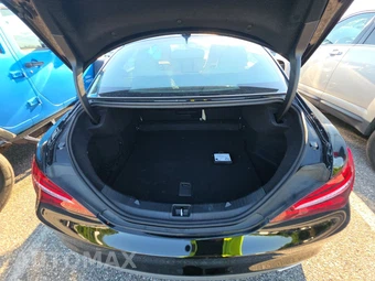 2019 Mercedes-Benz CLA 250 – miniatura 16