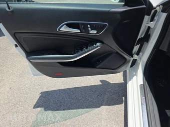 2019 Mercedes-Benz CLA 250 - miniatura 9