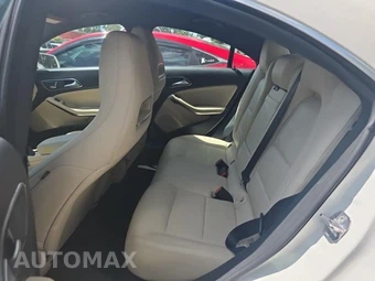 2019 Mercedes-Benz CLA 250 – miniatura 16