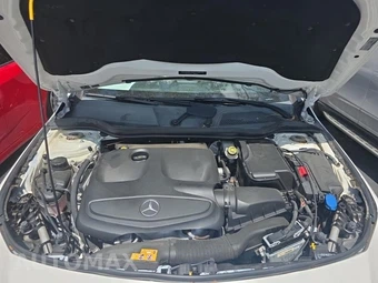 2019 Mercedes-Benz CLA 250 – miniatura 18
