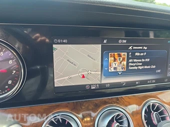 2019 Mercedes-Benz E 300 4MATIC Sedan – miniatura 25