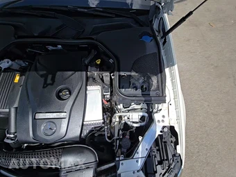 2019 Mercedes-Benz E 300 4MATIC Sedan – miniatura 31