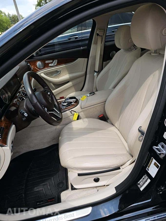 2019 Mercedes-Benz E 300 4MATIC Sedan - miniatura 6