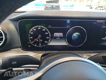 2019 Mercedes-Benz E 300 Sedan – miniatura 12