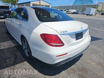 2019 Mercedes-Benz E 300 Sedan – miniatura 6