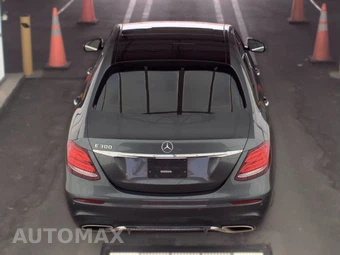 2019 Mercedes-Benz E 300 Sedan - miniatura 5