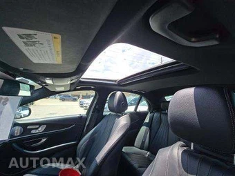 2019 Mercedes-Benz E 300 Sedan - miniatura 11