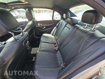 2019 Mercedes-Benz E 300 Sedan - miniatura 13
