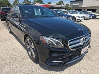 2019 Mercedes-Benz E 300 Sedan - miniatura 4