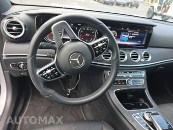 2019 Mercedes-Benz E 300 Sedan - miniatura 11