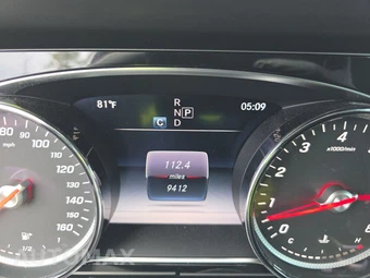 2019 Mercedes-Benz E 300 Sedan - miniatura 12