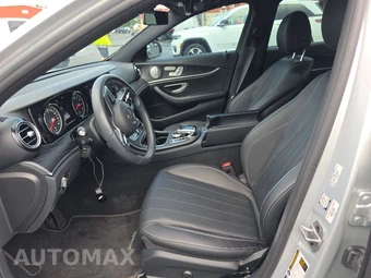 2019 Mercedes-Benz E 300 Sedan - miniatura 7