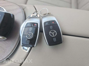 2019 Mercedes-Benz E 450 4MATIC Convertible - miniatura 5