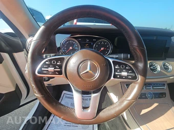 2019 Mercedes-Benz E 450 4MATIC Coupe - miniatura 10