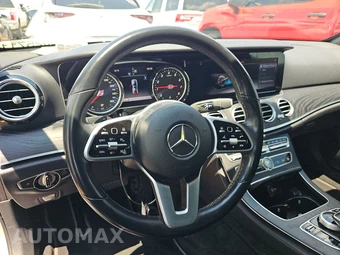 2019 Mercedes-Benz E 450 4MATIC Sedan - miniatura 10