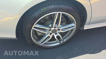 2019 Mercedes-Benz E 450 4MATIC Sedan - miniatura 24