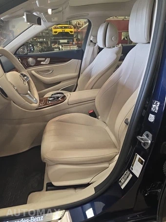 2019 Mercedes-Benz E 450 4MATIC Sedan – miniatura 13