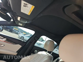 2019 Mercedes-Benz E 450 4MATIC Sedan – miniatura 17