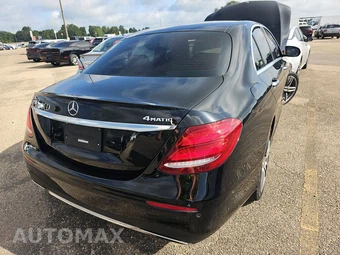 2019 Mercedes-Benz E 450 4MATIC Sedan – miniatura 4