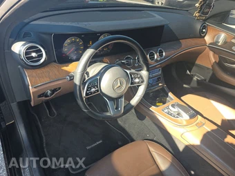 2019 Mercedes-Benz E 450 4MATIC Sedan - miniatura 10