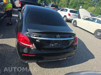 2019 Mercedes-Benz E 450 4MATIC Sedan - miniatura 5