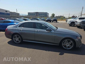 2019 Mercedes-Benz E 450 4MATIC Sedan - miniatura 4