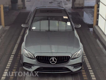 2019 Mercedes-Benz E 450 4MATIC Sedan - miniatura 2