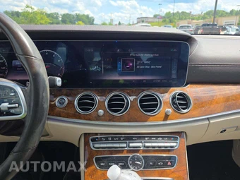 2019 Mercedes-Benz E 450 4MATIC Sedan – miniatura 7