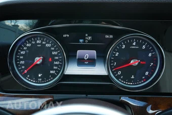 2019 Mercedes-Benz E 450 4MATIC Wagon - miniatura 29
