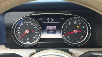 2019 Mercedes-Benz E 450 Coupe - miniatura 19