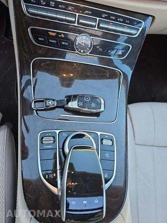 2019 Mercedes-Benz E-Class E 450 – miniatura 8