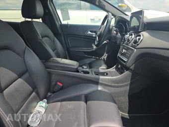2019 Mercedes-Benz GLA 250 4MATIC – miniatura 8