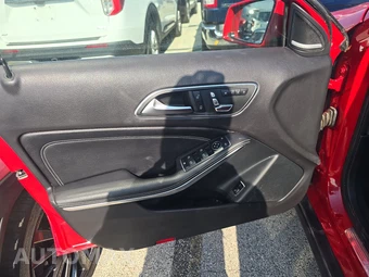2019 Mercedes-Benz GLA 250 4MATIC - miniatura 9