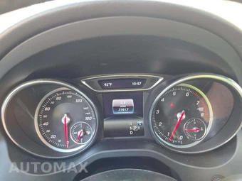 2019 Mercedes-Benz GLA 250 4MATIC – miniatura 9