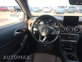 2019 Mercedes-Benz GLA 250 4MATIC – miniatura 10