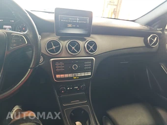 2019 Mercedes-Benz GLA 250 4MATIC - miniatura 11