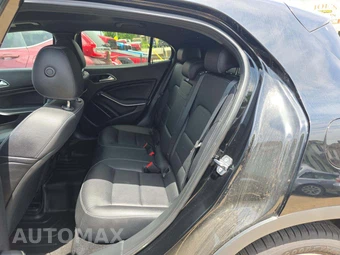 2019 Mercedes-Benz GLA 250 4MATIC – miniatura 10