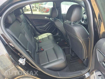 2019 Mercedes-Benz GLA 250 4MATIC – miniatura 13