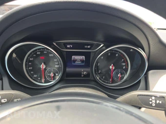 2019 Mercedes-Benz GLA 250 4MATIC – miniatura 6