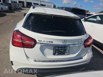 2019 Mercedes-Benz GLA 250 4MATIC – miniatura 5