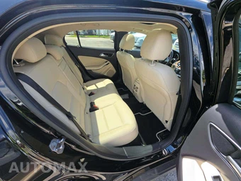 2019 Mercedes-Benz GLA 250 – miniatura 13